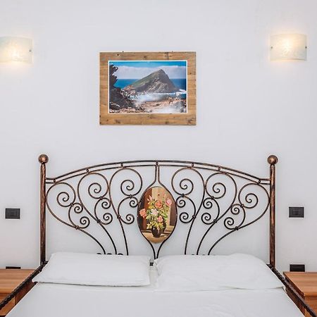 Casa Vacanze Maestrale - By Faendho Порто Торес Екстериор снимка
